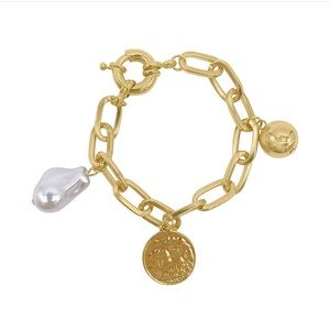 Pearl and Gold Charm Link Bracelet with Oversized Lock